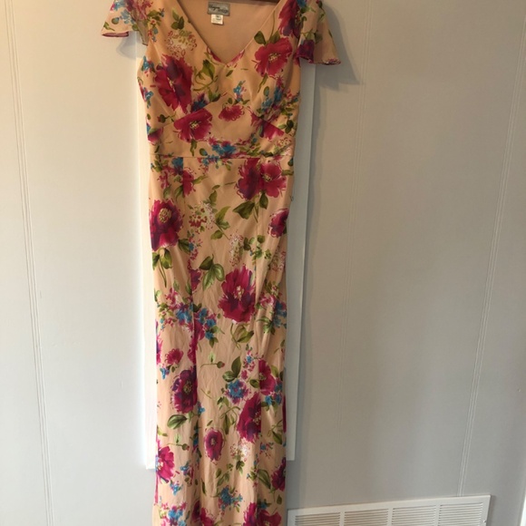 Gorgeous wedding guest dress NWT - Picture 5 of 9